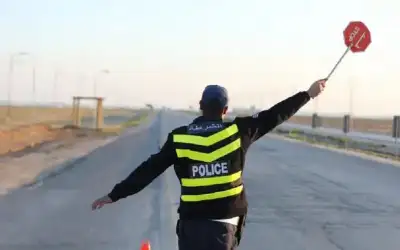 تدهور صهريج تنر يغلق الصحراوي