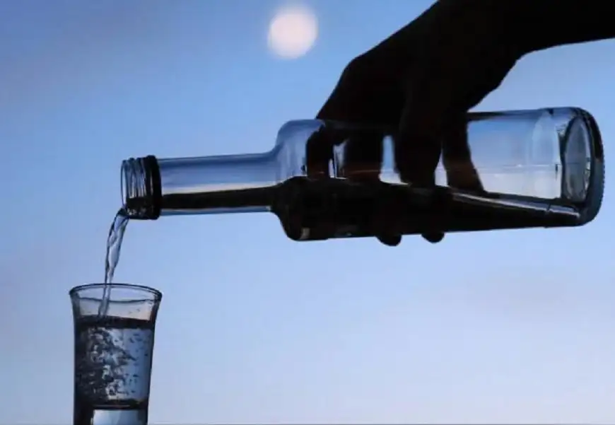 وزير صحة اسبق يوجه 8 اسئلة