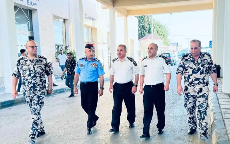 مدير عام الجمارك يوجه بتسهيل الإجراءات