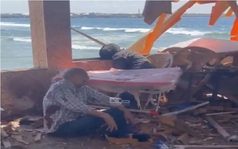 أوروبا المتواطئة.. الغارديان: القصف الإسرائيلي لمقهى