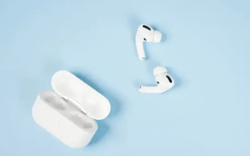 سماعات البلوتوث قد تتيح التنصت ..