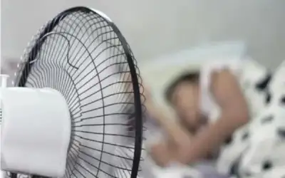 إيجابيات وسلبيات النوم تحت المروحة