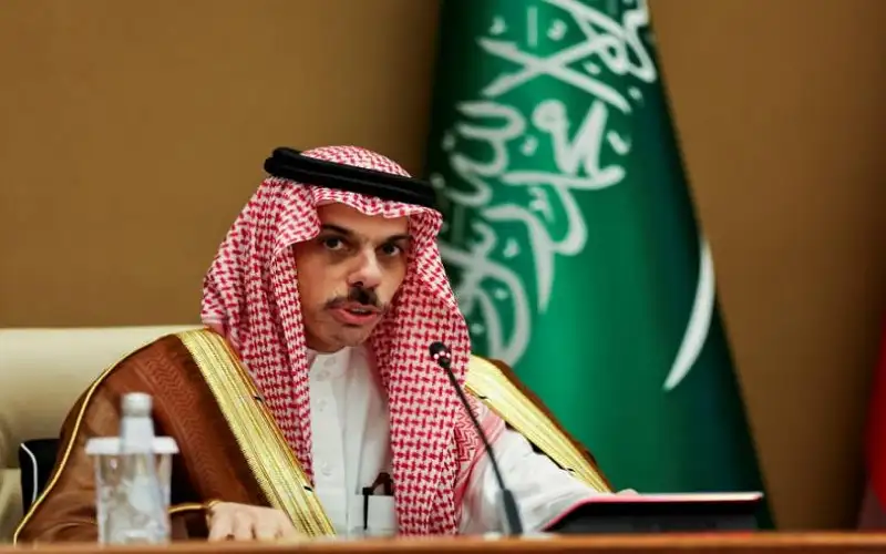 وزير الخارجية السعودي: الأولوية الآن هي