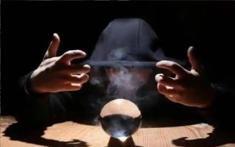 ضبط شخص يدعي العلاج الروحي تسبب