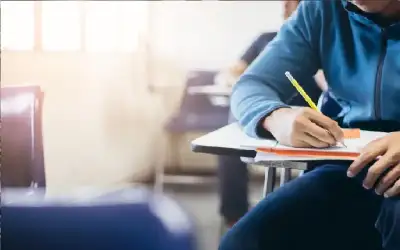التربية: 706 مخالفات بحق طلبة توجيهي