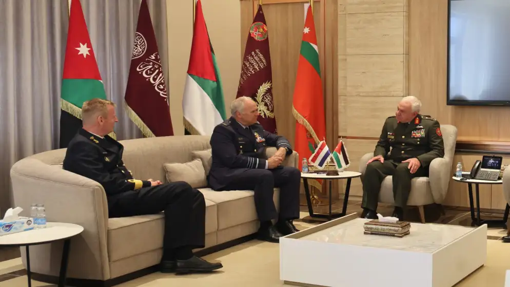 رئيس هيئة الأركان المشتركة يستقبل رئيس