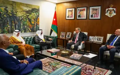 رئيس الوزراء: تثبيت الفلسطينيين على أرضهم