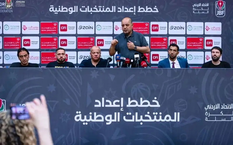 انباء عن استقالة أحمد الهناندة من