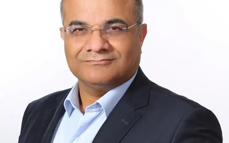 نقيب الصحفيين: ميزان العدالة مايل عند