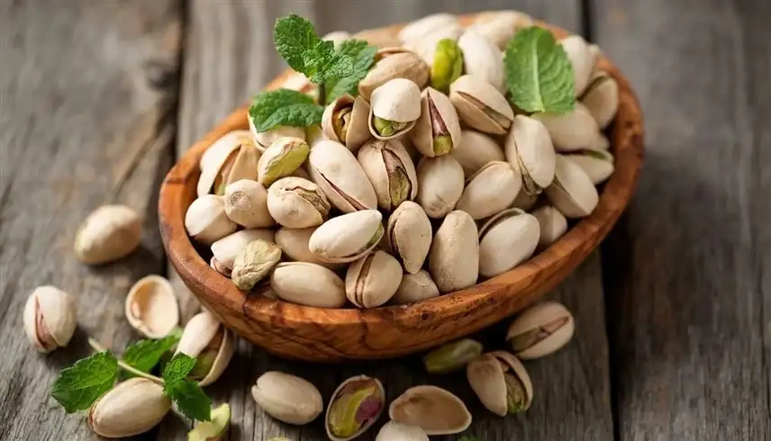 تناول الفستق ليلا يفيد حالة ما