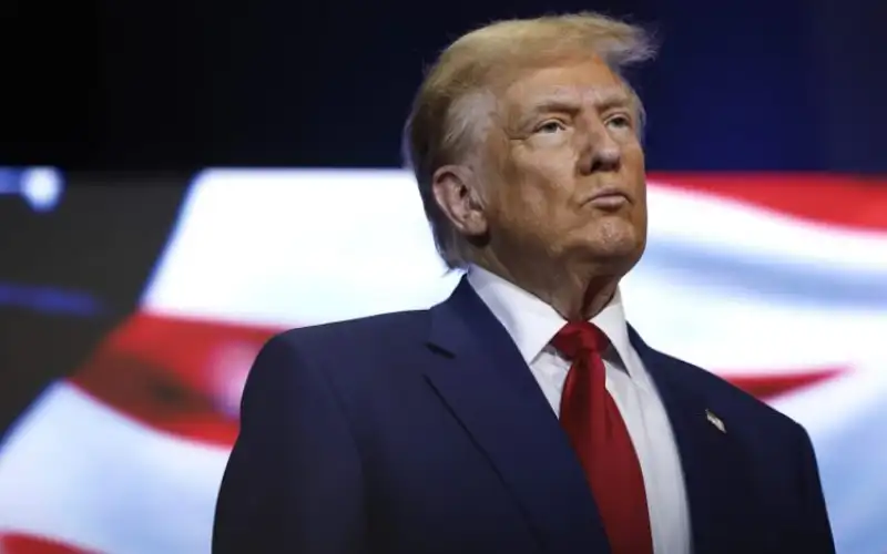 ترامب يصف الوضع في غزة بالمأساوي