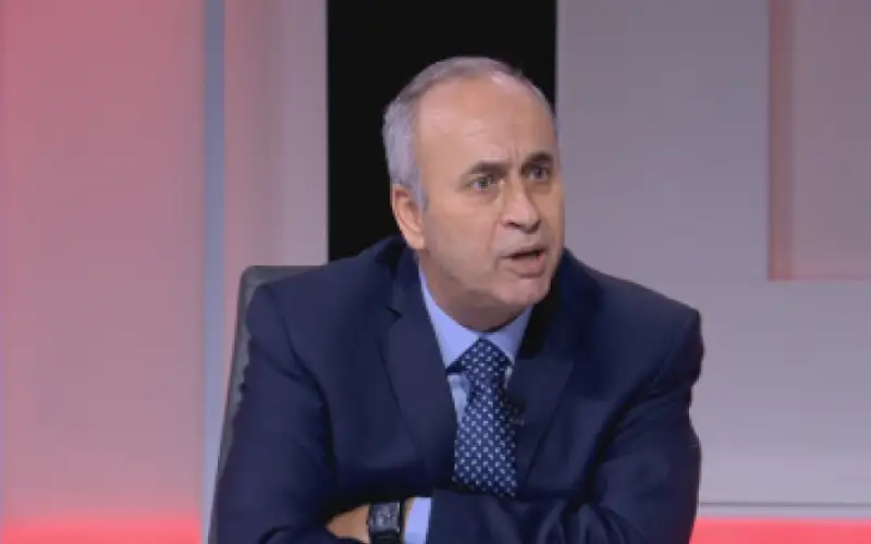 أبو علي يحذر من إعداد برمجيات