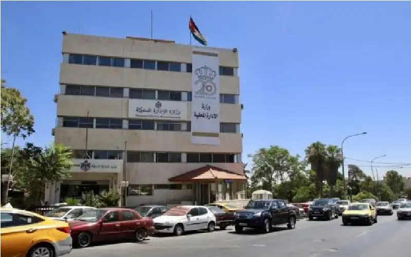 الإدارة المحلية: اللجان المؤقتة للبلديات تتمتع