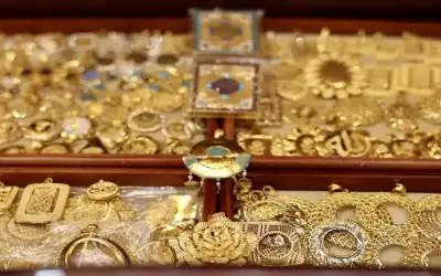 الذهب يرتفع بعد رسوم ترامب الجمركية