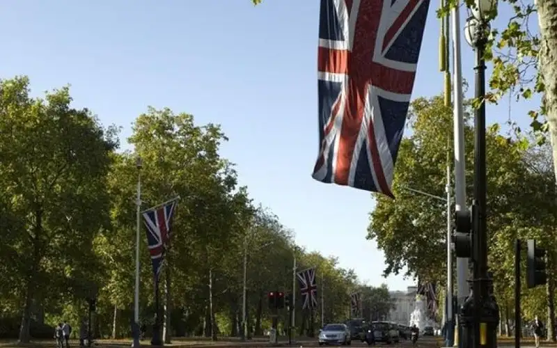 برلمانيون بريطانيون يضغطون على الحكومة للاعتراف