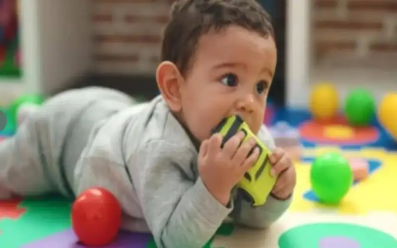 طفولة سامة اكتشاف 96 مادة كيميائية