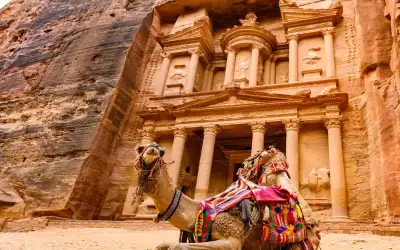 السياحة النيابية تناقش اليوم أزمة القطاع