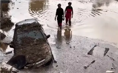 العاصفة دانا تشل الحياة في إسبانيا