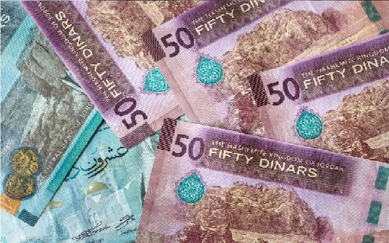 8.8 مليارات دينار حوالات نقدية عبر