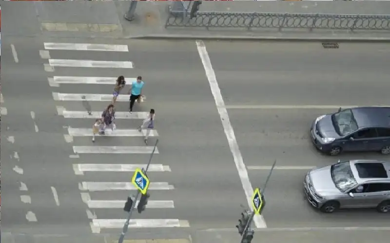 في موسكو.. سيارة تدهس 5 أشخاص