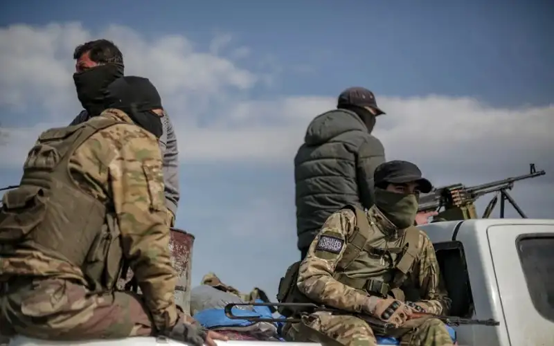 وزير الدفاع السوري يعلن وقفا تاما