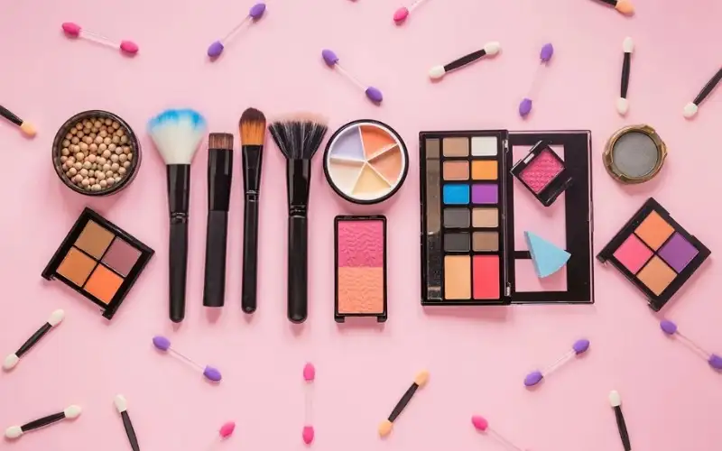 مداهمة شقة في عمان لتصنيع مستحضرات