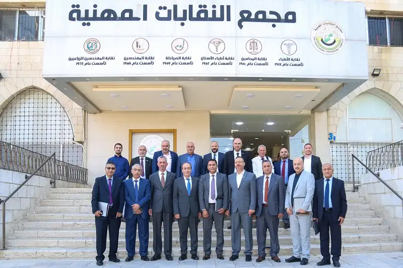 المهندسين تبحث مع مركز القدس سبل