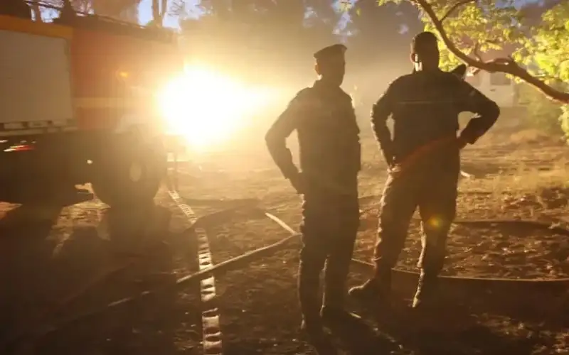 تواصل الجهود المكثفة للسيطرة على حريق