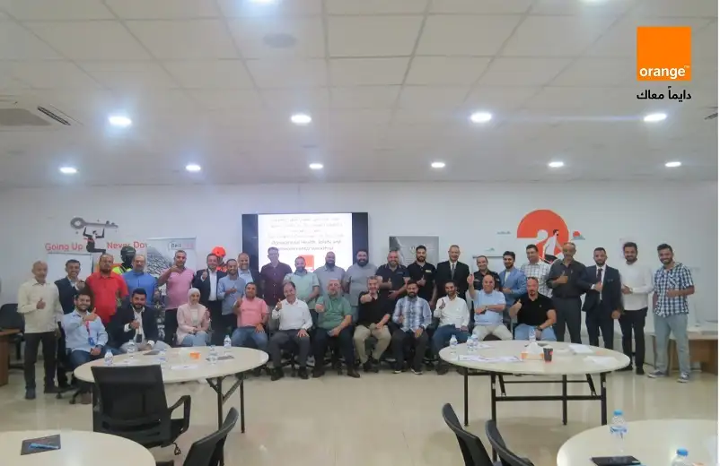 32 شركة وممثلون رسميون في ورشة