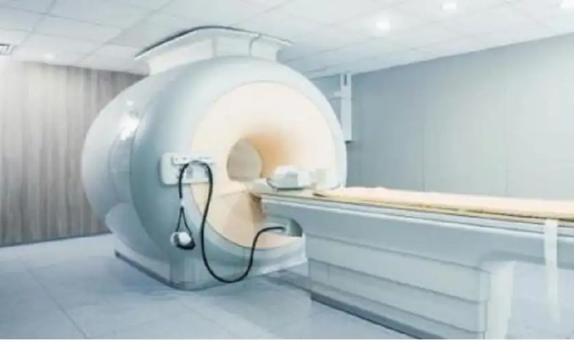 وفاة رجل بعد أن جذبه جهاز