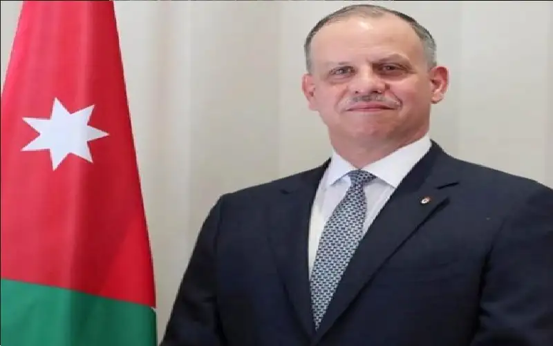 نائب الملك يزور ضريح الملك المؤسس