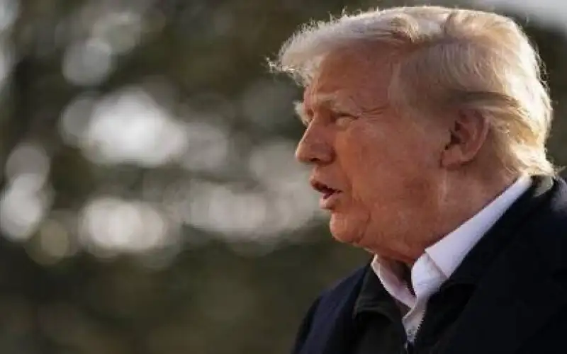 سيناتور أمريكي يكشف سبب تدهور صحة