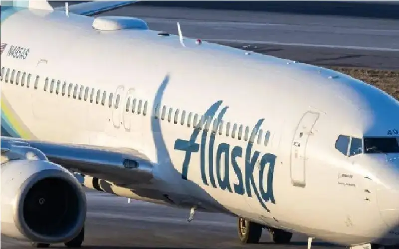 خطوط ألاسكا الجوية توقف جميع رحلاتها