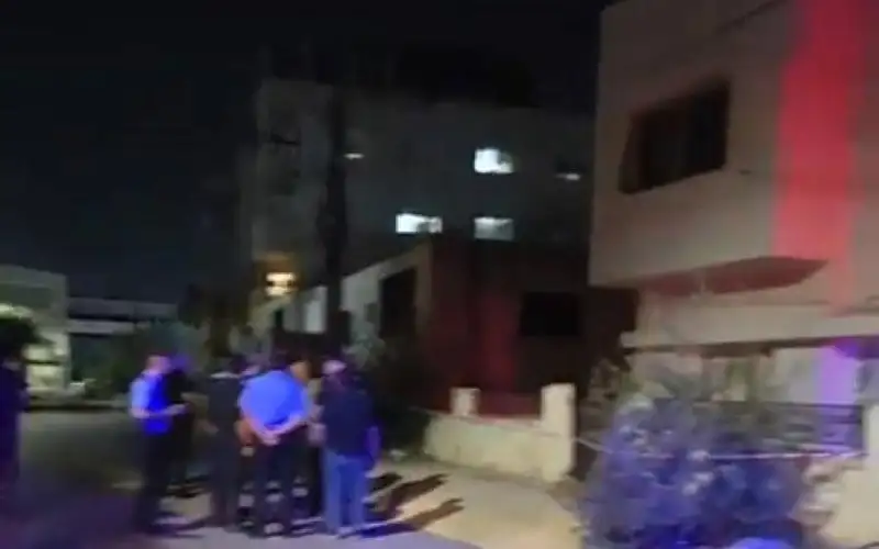 إغلاق محيط منزل متصدع في إربد