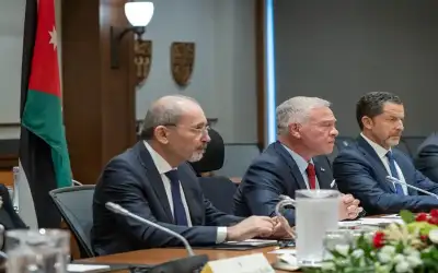 الملك ورئيس الوزراء الكندي يؤكدان ضرورة