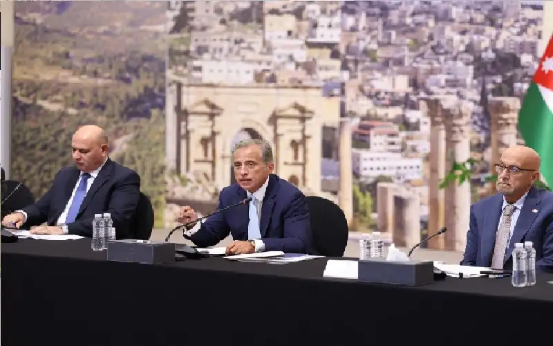 حسان: المحسوبية وحل مشكلة البطالة لا