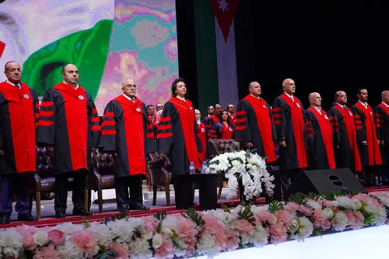 بالصور .. الأميرة آية بنت فيصل