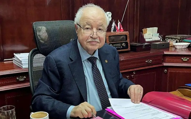 أبو غزالة يعتذر عن اللقاءات الإعلامية