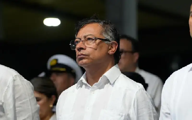 الرئيس الكولومبي يصدر أمرا باعتراض سفن