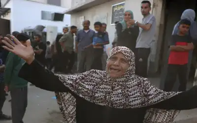 25 شهيدا في غزة منذ فجر