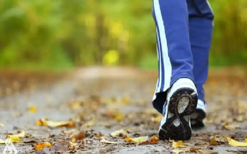 دراسة تكشف سر المشي 7 آلاف