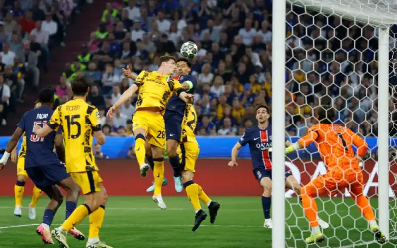 سان جيرمان يعرض شباك نهائي دوري