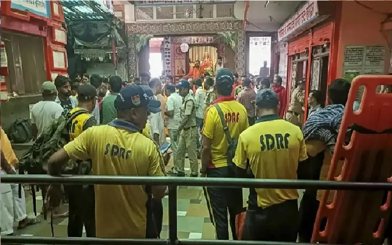 قتلى وجرحى في تدافع داخل معبد