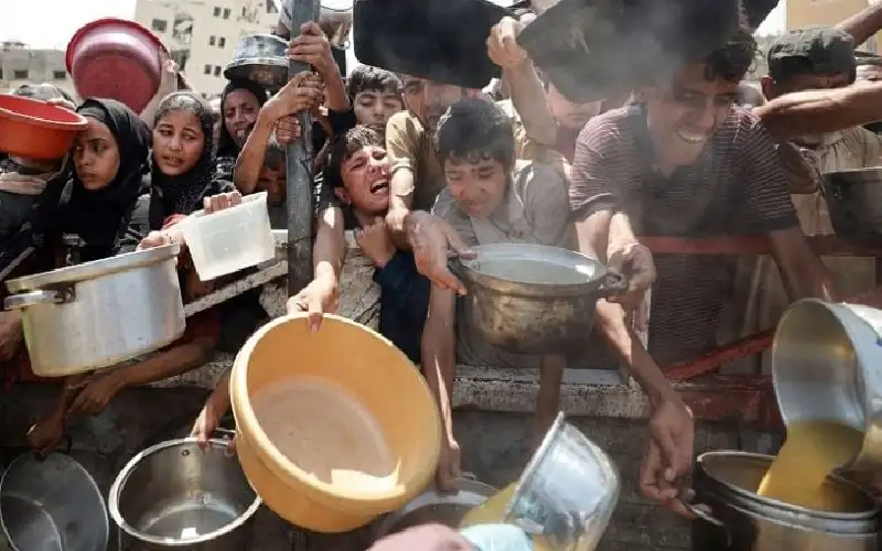 فايننشال تايمز: العالم يخذل الشعب الفلسطيني..