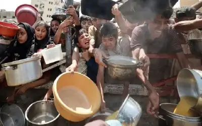 فايننشال تايمز: العالم يخذل الشعب الفلسطيني..