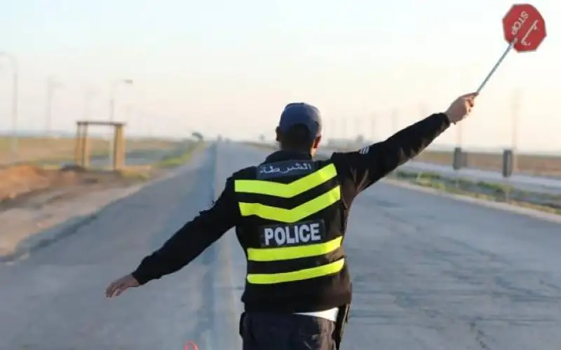 250 دينار وحجز المركبة عقوبة القيادة