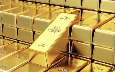 استقرار الذهب مع ترقب المستثمرين قرار