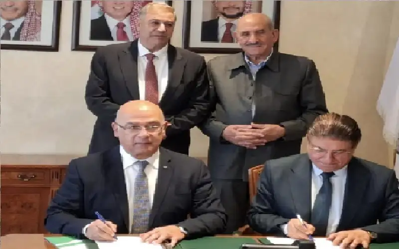 البوتاس العربية والفوسفات الأردنية توقعان اتفاقية