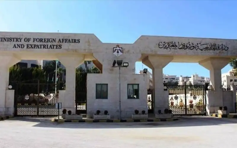 الخارجية: إجلاء 112 أردنيا ورعايا دول