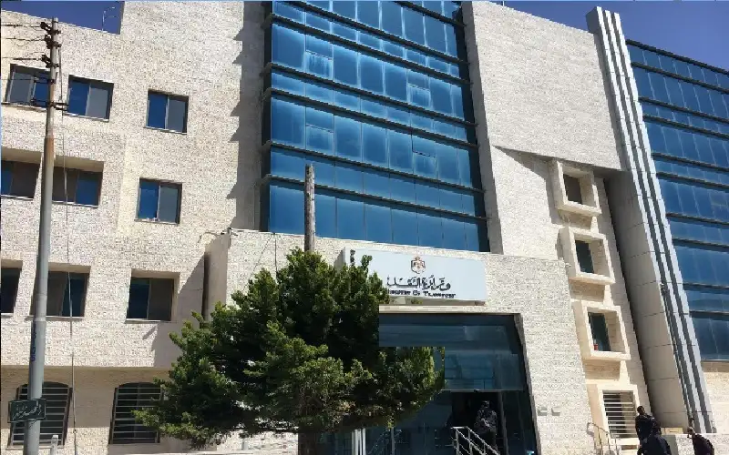 إطلاق التشغيل الرسمي لخطي “عمان-الكرك” و”عمان-السلط”